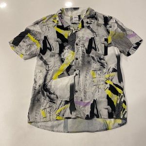 ZARA Artsy Gray Purple and Yellow Button up short sleeve Casual shirt